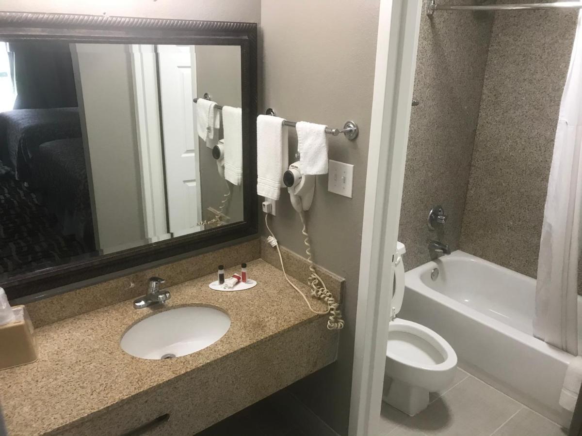 Days Inn & Suites By Wyndham Collierville Germantown Area Esterno foto