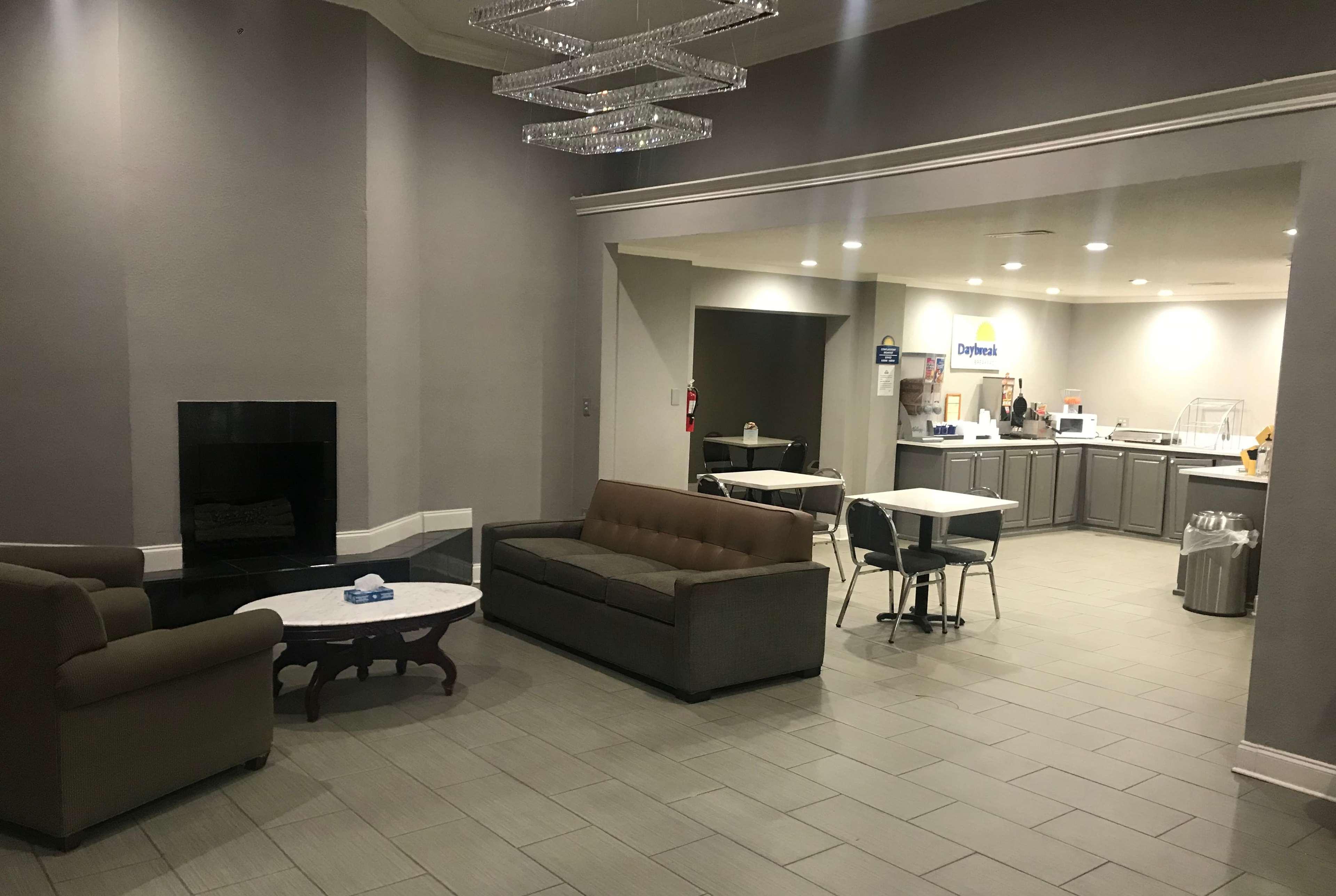 Days Inn & Suites By Wyndham Collierville Germantown Area Esterno foto