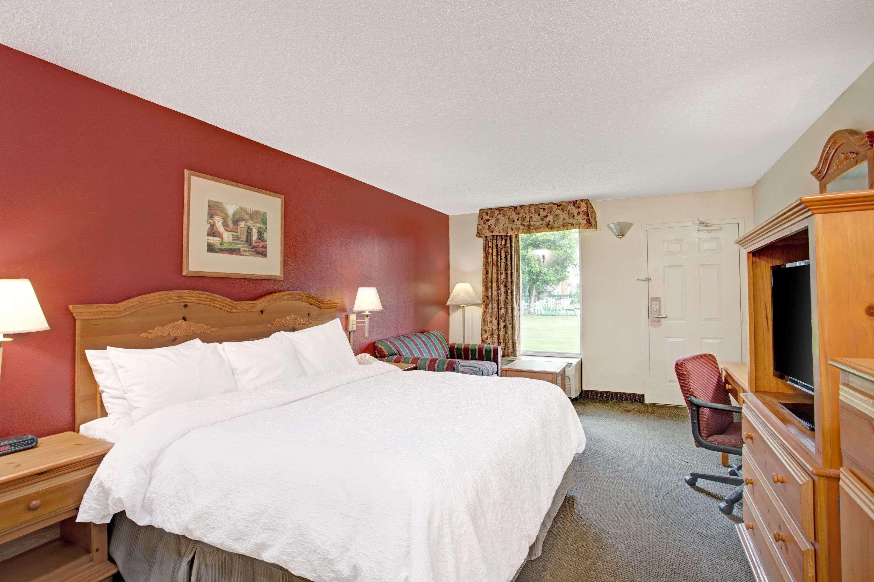 Days Inn & Suites By Wyndham Collierville Germantown Area Esterno foto
